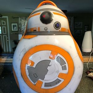 Star Wars BB-8 suitcase